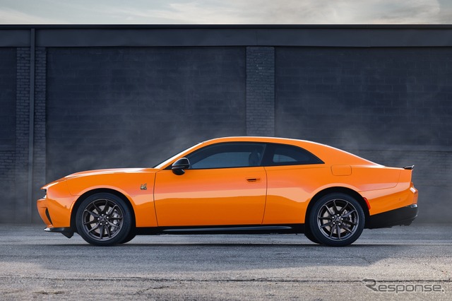 ダッジ『チャージャー』の内燃エンジン仕様の「スキャットパック」《photo by Dodge》