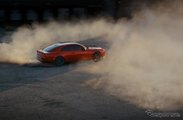ダッジ『チャージャー』の内燃エンジン仕様の「スキャットパック」《photo by Dodge》