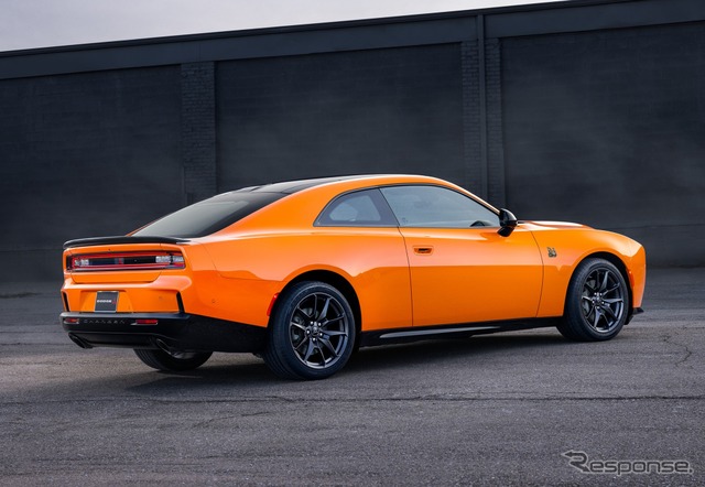 ダッジ『チャージャー』の内燃エンジン仕様の「スキャットパック」《photo by Dodge》