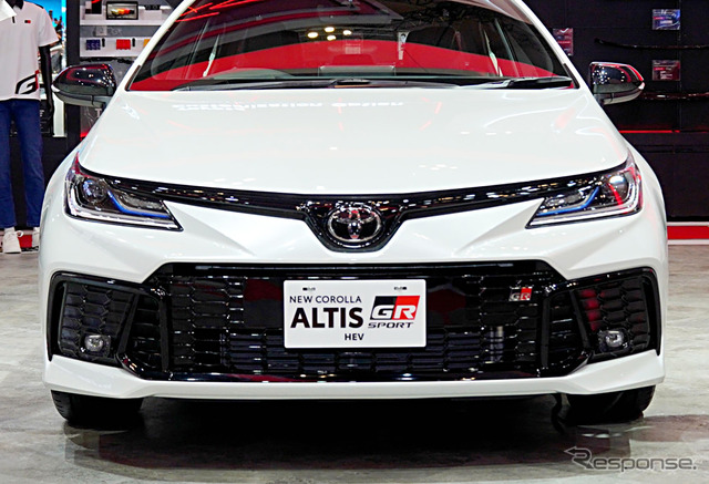 トヨタ『カローラアルティス HEV GRスポーツ』（GIIAS 2025）《photo by Toyota》