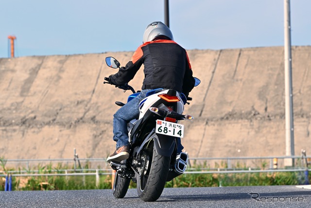 スズキ ジクサー250《写真撮影 伊丹孝裕》
