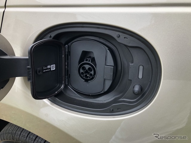 レンジローバー ヴェラール AUTOBIOGRAPHY P400e《写真撮影 島﨑七生人》