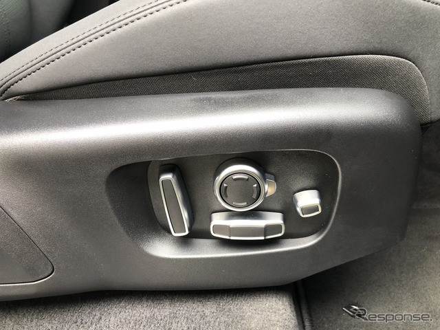 レンジローバー ヴェラール AUTOBIOGRAPHY P400e《写真撮影 島﨑七生人》