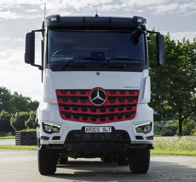 メルセデスベンツ、日本に大型特殊輸送車『アロクス』『アクトロス