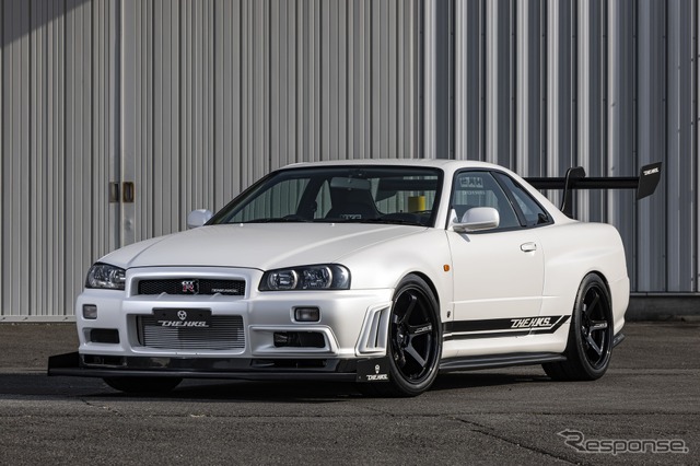 日産 R34 スカイライン GTR カタログ 香港版 R34 日産 GT-R 最新版