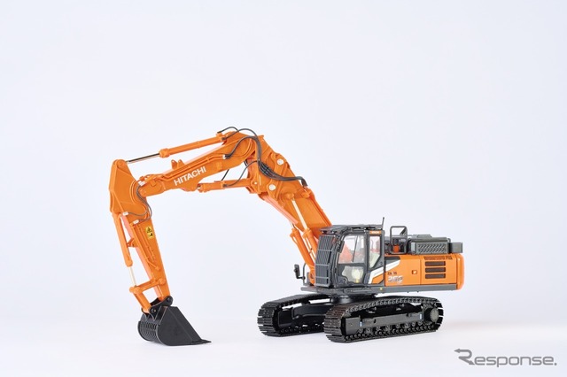 日立建機日本が「ZX350LCK-7 マルチブーム仕様機」のミニチュアモデル