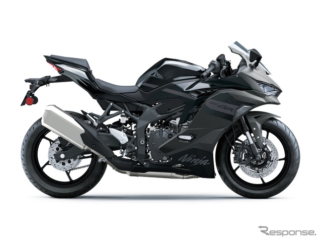 カワサキの400cc4気筒スポーツ『Ninja ZX-4R SE』『Ninja ZX-4RR