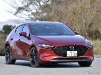 MAZDA3 ファストバック (ハイブリッド)