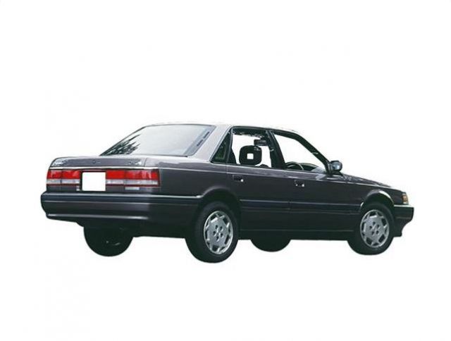 車種画像 背面 マツダ カペラ 1989年登録（1600cc GD6P 5MT FF レギュラー） - e燃費