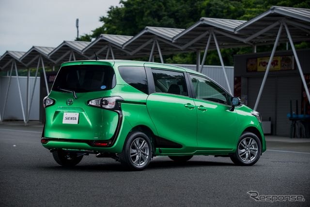 車種画像 背面 トヨタ シエンタ 乗車定員6人 7人 G G Cuero X X Vパッケージ 乗車人数5人 ファンベースｘ ファンベースg G Cuero 15年登録 1500cc Nsp170g Cvt Ff レギュラー E燃費